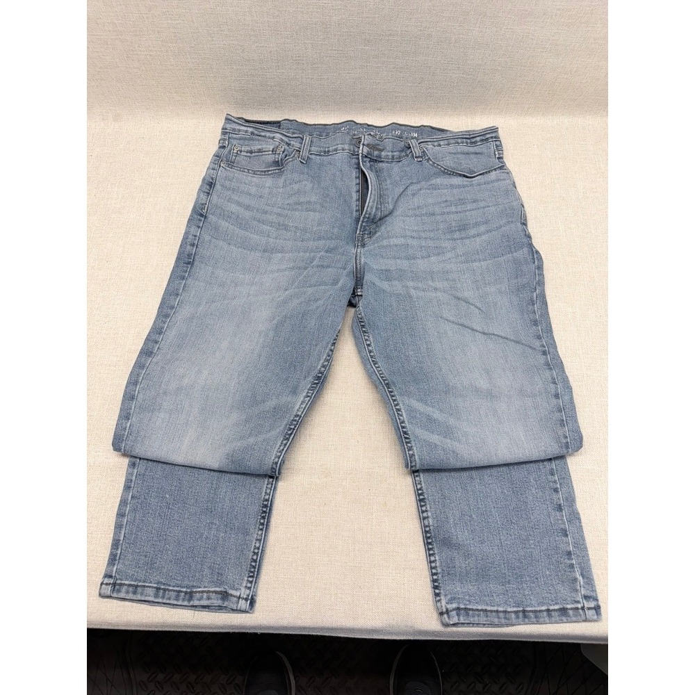 Signature by Levi Strauss S37 Slim Fit Jeans Mens 40x30 Light Wash Blue Denim